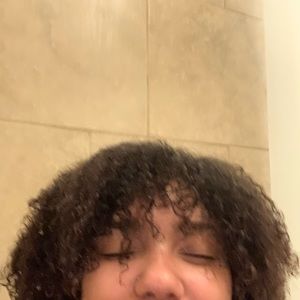 Meet your Posher, Kyla